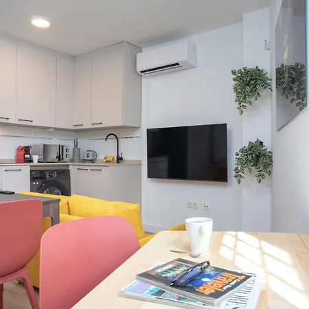Estudio Con Encanto En Malaga Centro By Rent Me Exterior photo